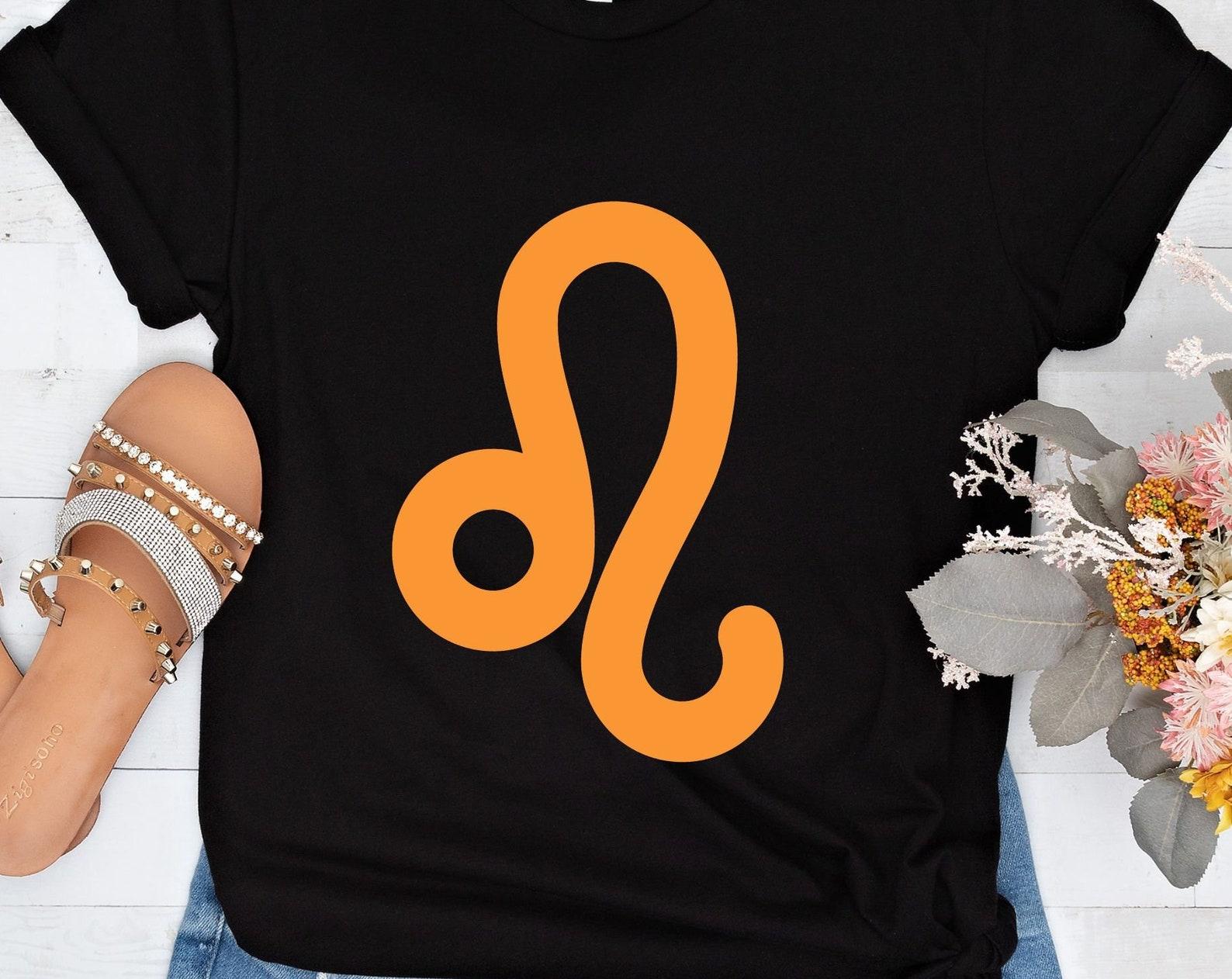 Leo the Lion zodiac symbol, zodiac shirt, gift for zodiac lover, zodiac decor, Leo tshirt, XL