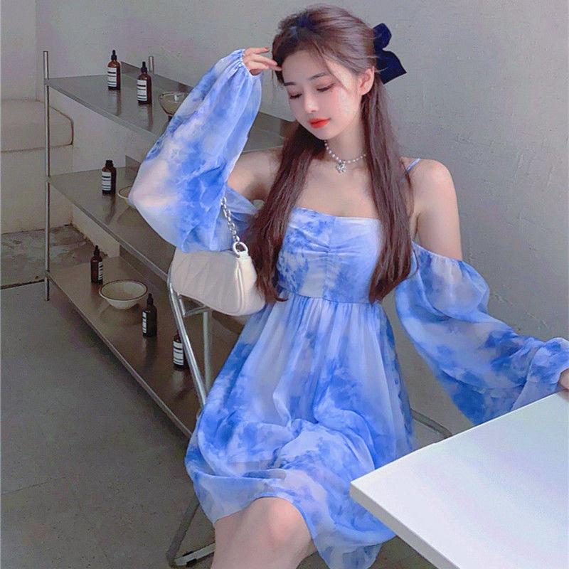 

Tie-dye long-sleeved suspender summer dress women s new bubble sleeve French retro short skirt niche skirt tide S