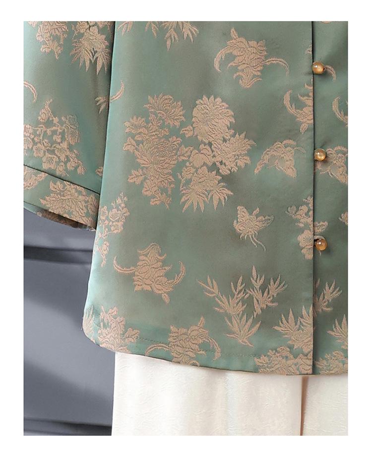 Elegant Seven-Sleeve Chinese Style Top for Women - Loose Fit, Printed Design, Perfect for Middle-Aged and Elderly Mothers or Grandmothers