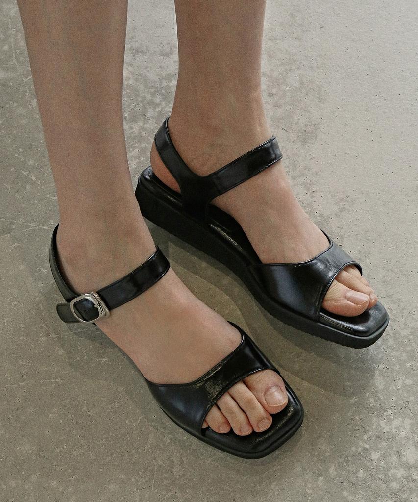 Lowflow 1952 Loft Platform Sandals