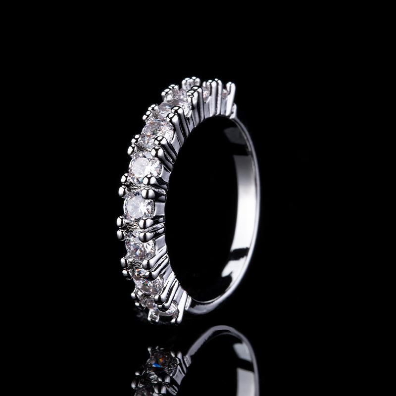 

Tide Ring Women, Exquisite And Small Inlaid Zircon High-End Jewelry. No. 10