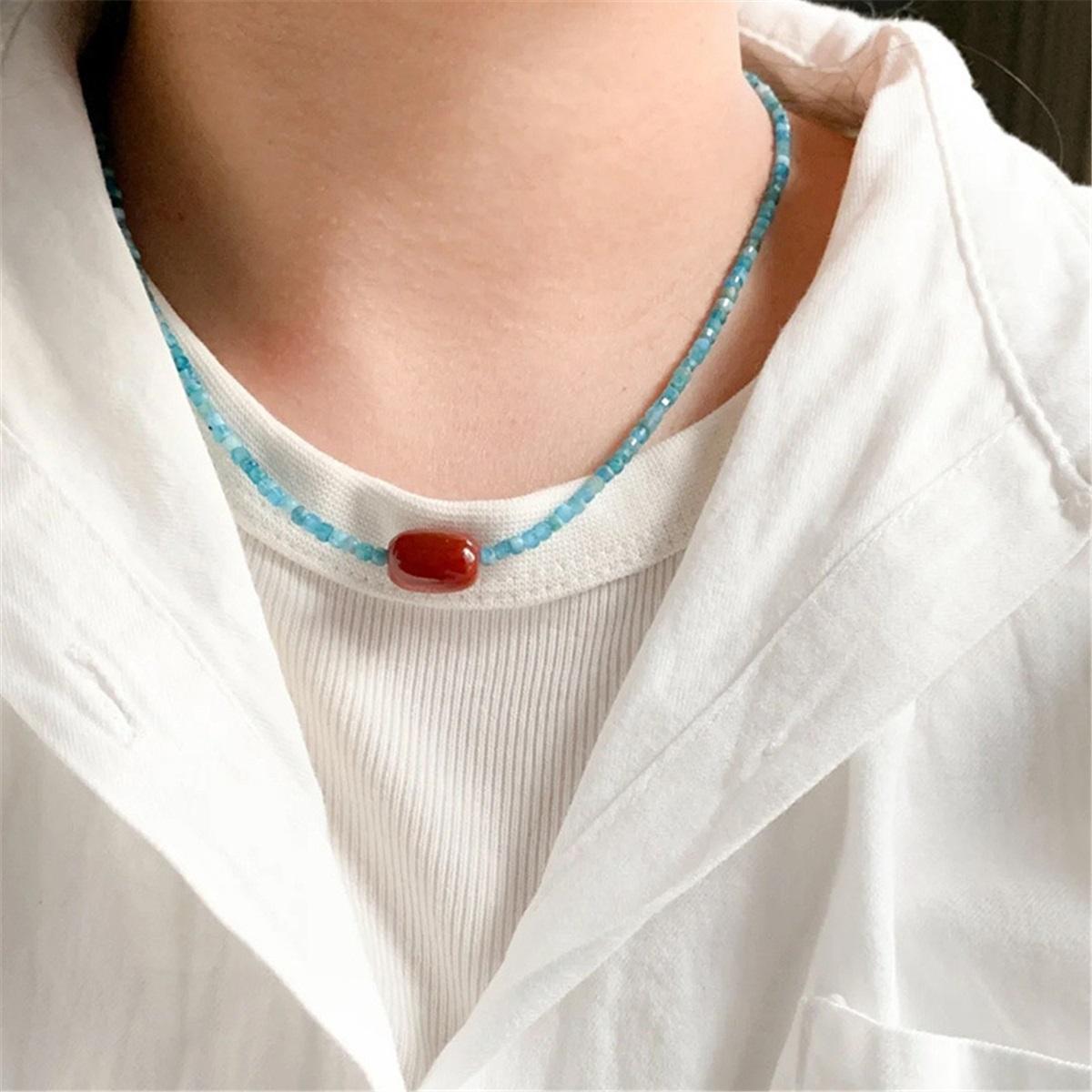 

Tooxika Bohemian Style Red Agate Natural Stone Beaded Necklace Simple Light Luxury Collarbone Chain