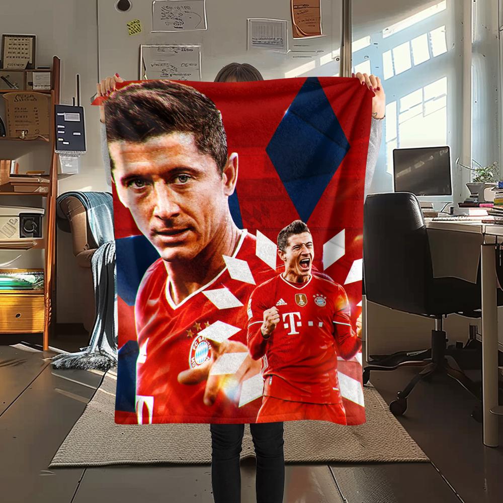 Robert Lewandowski pattern Flannel Blanket, High quality Comfortable for All Seasons, Home Decor, Warmth and Comfort, Perfect for Gifts.