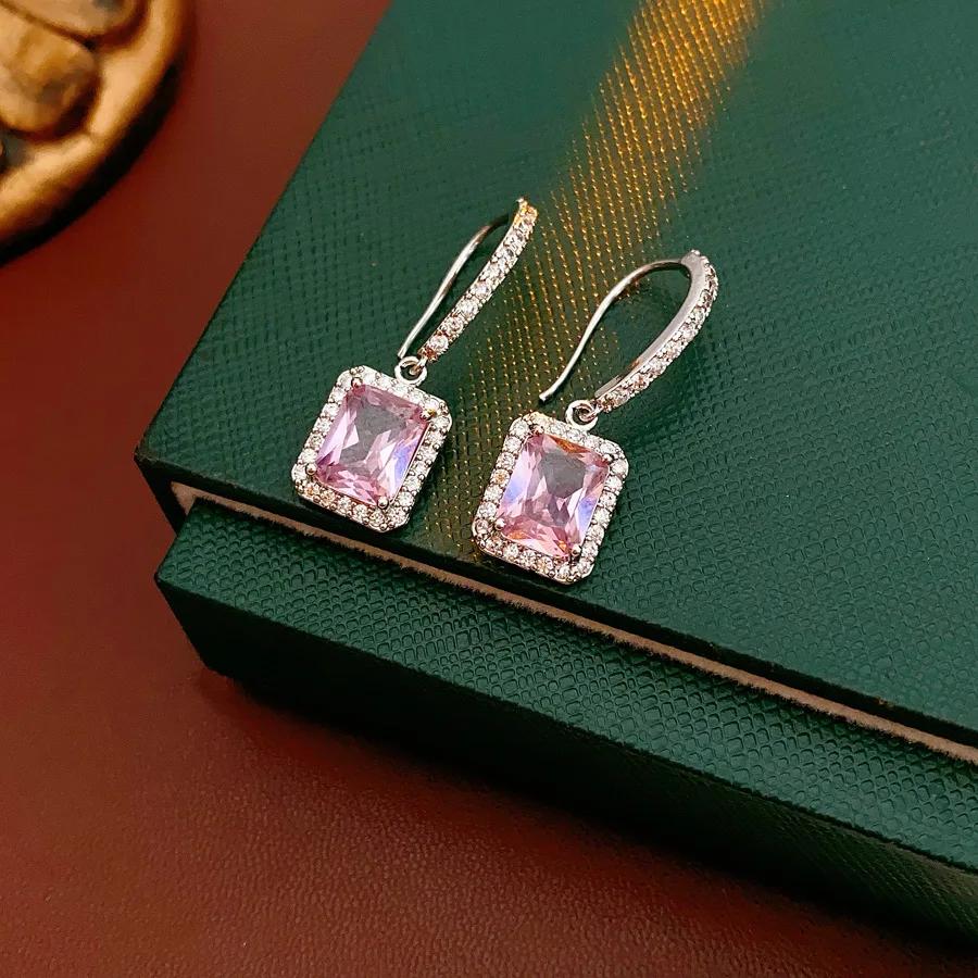 Koreanischer quadratischer Zirkon-Anhänger-Ohrring für Damen Leichter Luxus High-End Ohrhaken Mode Exquisit Hochzeit Funkelnder Zirkon Geschenke