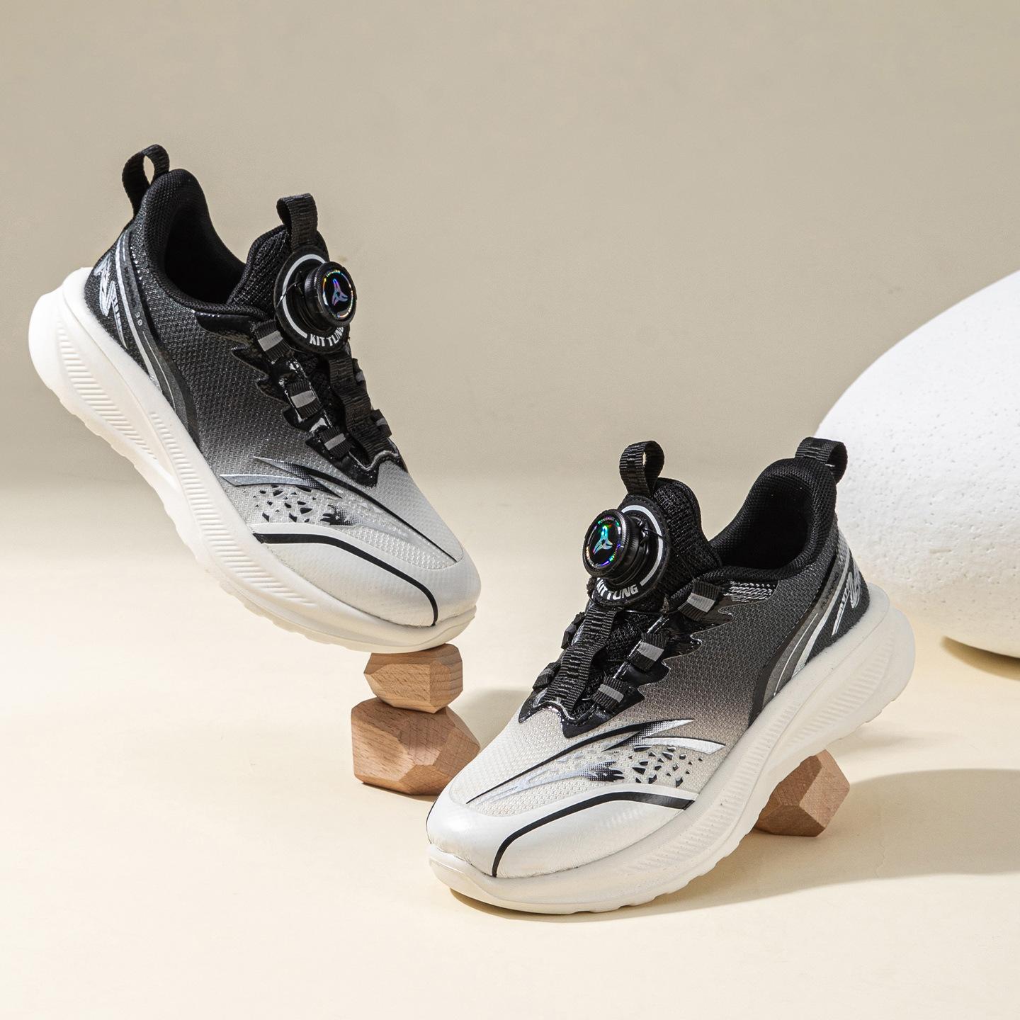 2026 Boys Spring and Autumn Breathable Mesh Shoes Children s Sneakers Elementary School Elementary School Children Boys Casual Running Shoes the inner length of size 28 shoes is 17.9cm