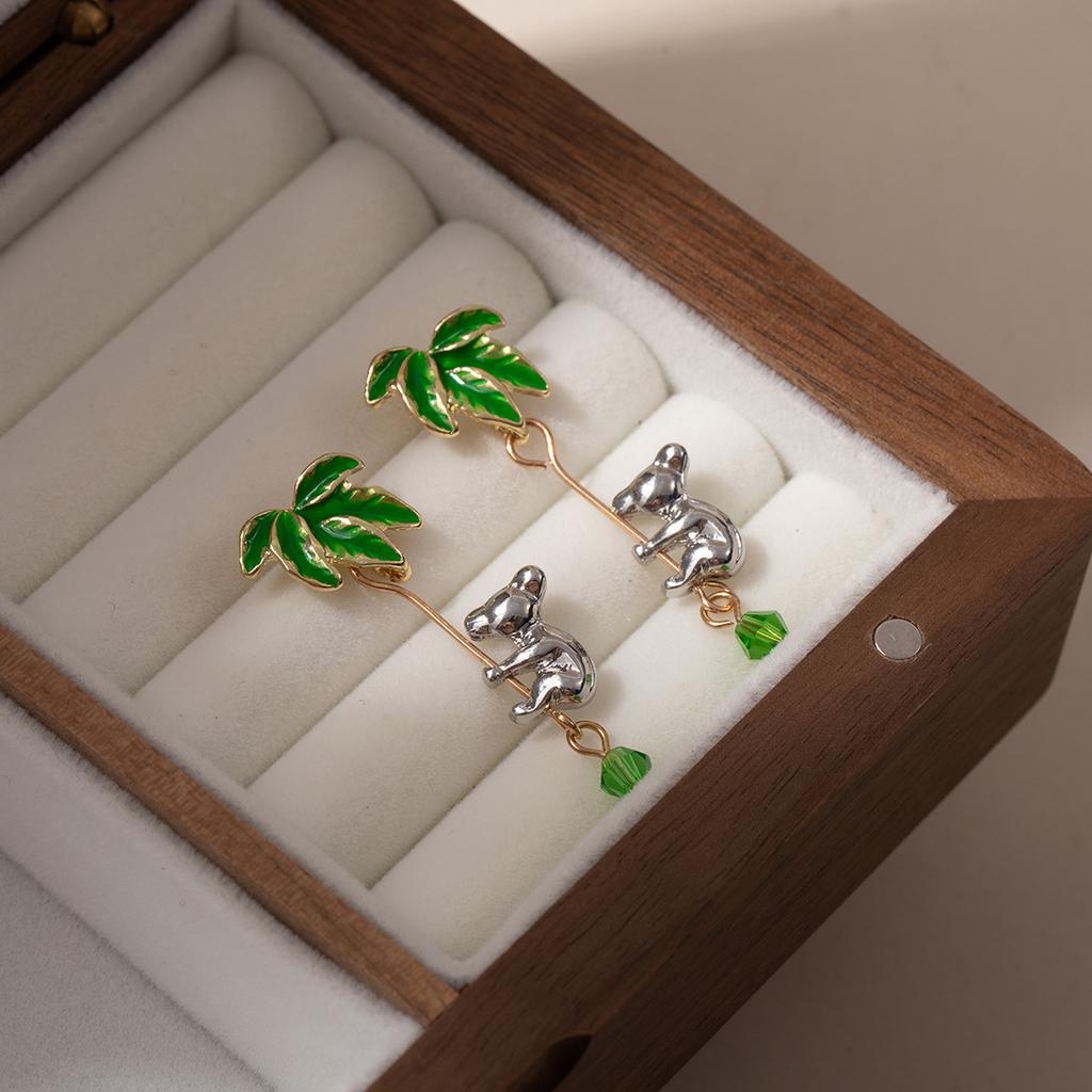Fresh Mori Green Leaf Koala Fringed Earrings Niche Design Cute Temperament Earrings