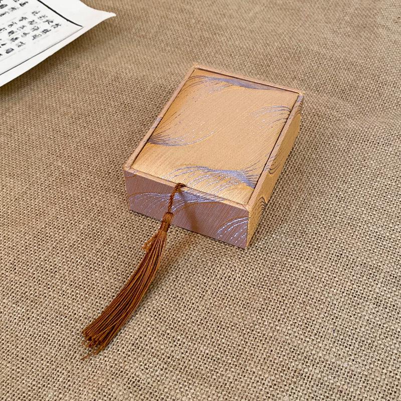 7x7 cm Smyckeskrin för Halsband, Armband, Örhängen, Ringar och Prydnader.