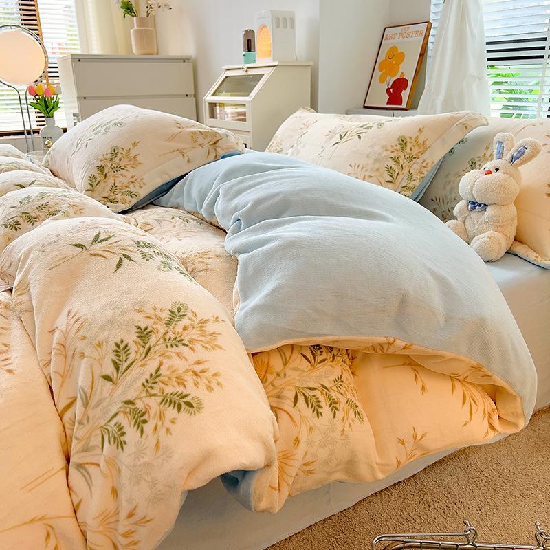 Ins Verdickter Milchsamt Vierteiliges Set Warmer Korallensamt Tagesdecke Bettbezug Flanellbettwäsche