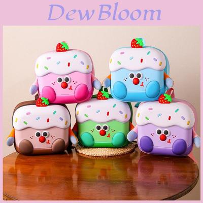 Strawberry Cake Cartoon Childrens Oxford Cloth Backpack With Curved Shoulder Straps For Kindergarten Children