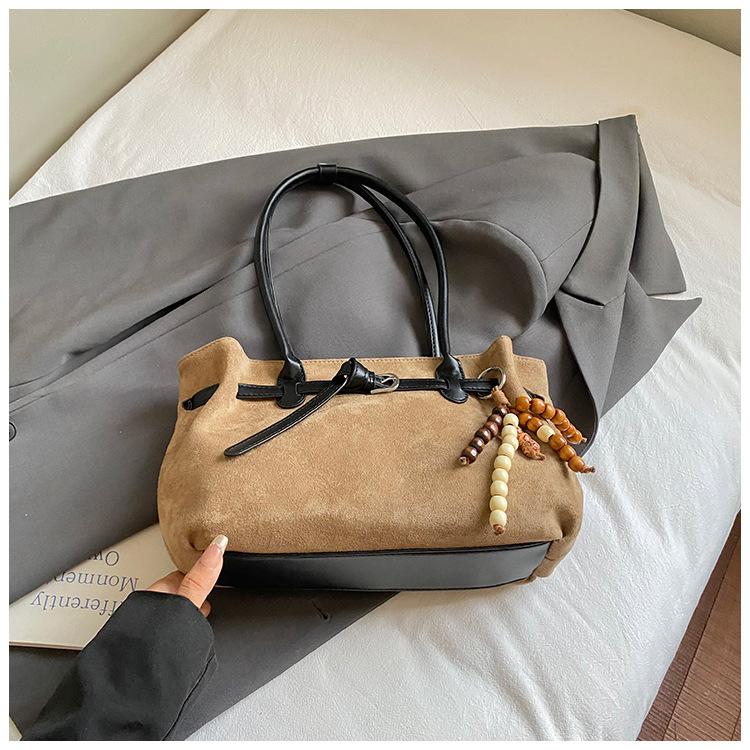 Retro High-value Underarm Bag Women's 2025 New Large-capacity Suede Tote Bag Simple Shoulder Commuter Bag