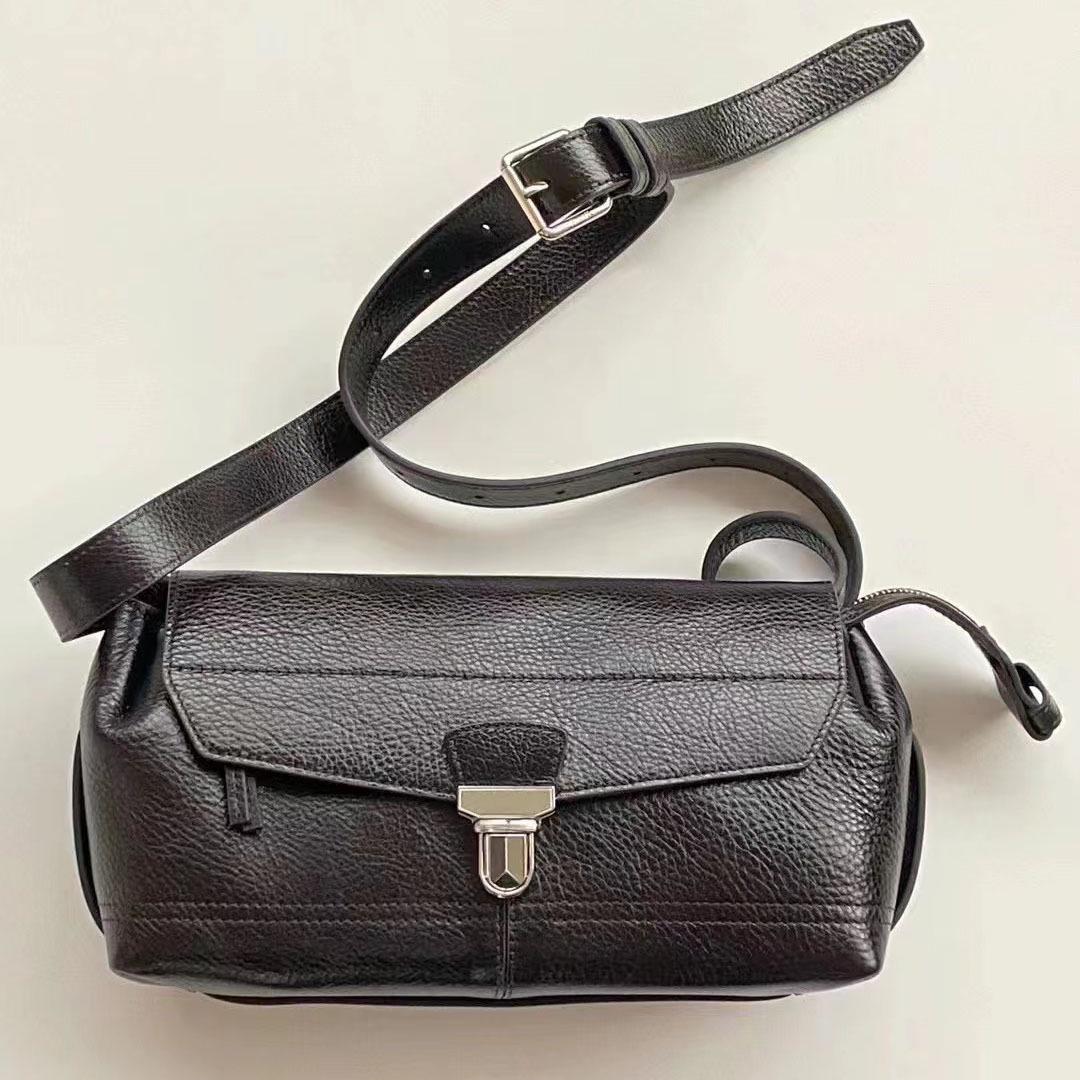 

Мотоциклетная сумка из кожи растительного дубления 2025 г.: Большая вместительная сумка через плечо в стиле ретро