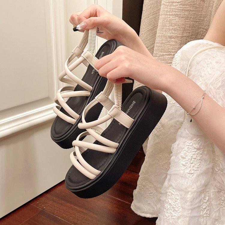 

Niche design platform sandals women s summer 2025 new fashion muffin with Korean version of versatile Roman shoes tide 40 бежевий