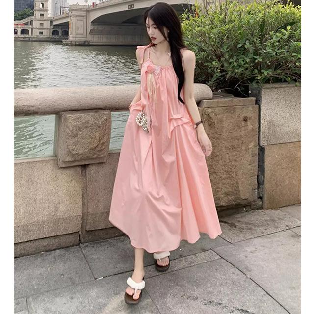 2026 Women's High-End French Sling Summer Dress: Elegant Petite Fairy Beach Vacation Long Dress