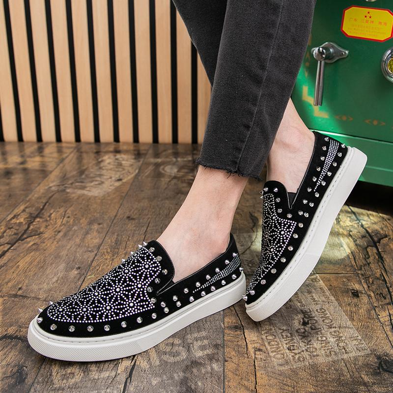 Fashion Punk Round Toe Rhinestone Sequin Loafers for Men Casual Shoes Rivet Skateboard Shoes Trendy Flat Slip On Driving Men's Shoes