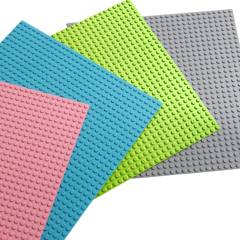 Classic Compatible Baseplate Block Set of 4 Light Light Light Plate, 32x32mm, (Pink, Blue, Green, Gray)