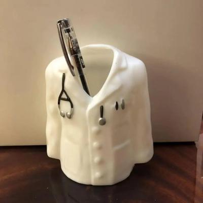 1 Creative Doctor Cylindrical Pen Holder, White Jacket Shaped Storage Container, Home Office Storage Gift