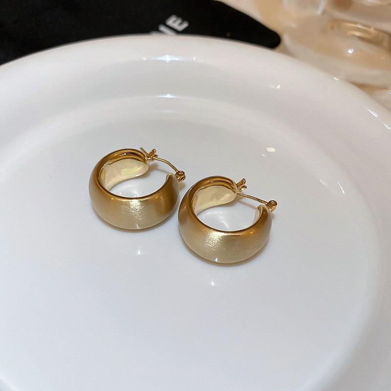 Gold French Simple Round Plain Ring Earrings Light Luxury Earrings Hong Kong Style Earrings