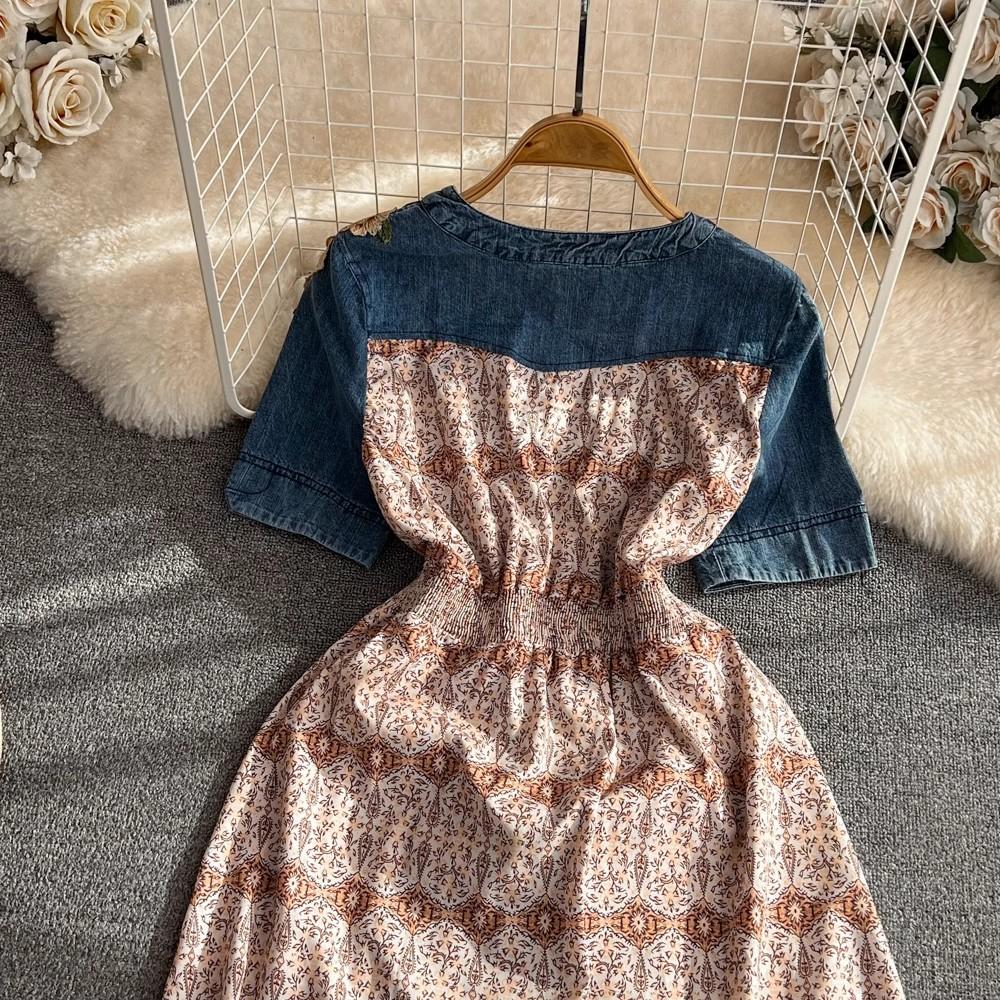 Nya sommarkvinnor tryck V-ringning enkelknäppt kortärmad broderi chiffong lapptäcksarbete mode elegant vardagsklänningar