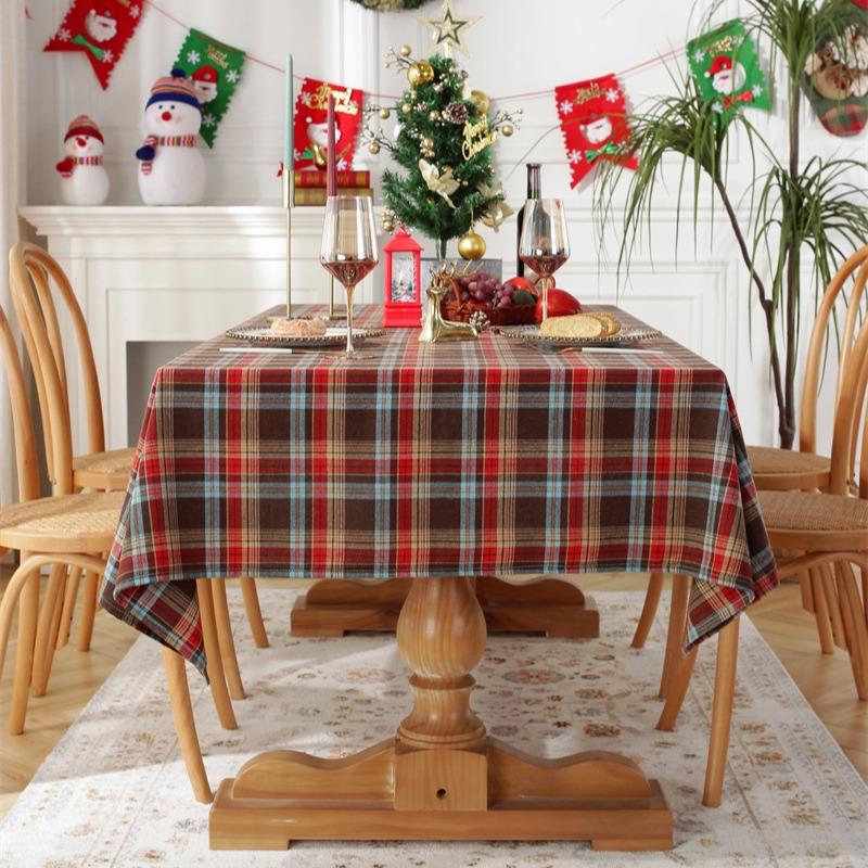 Green Plaid Christmas Tablecloth for Rectangle Tables Polyester Table Cloth Perfect for Holiday Parties Dining and Banquet
