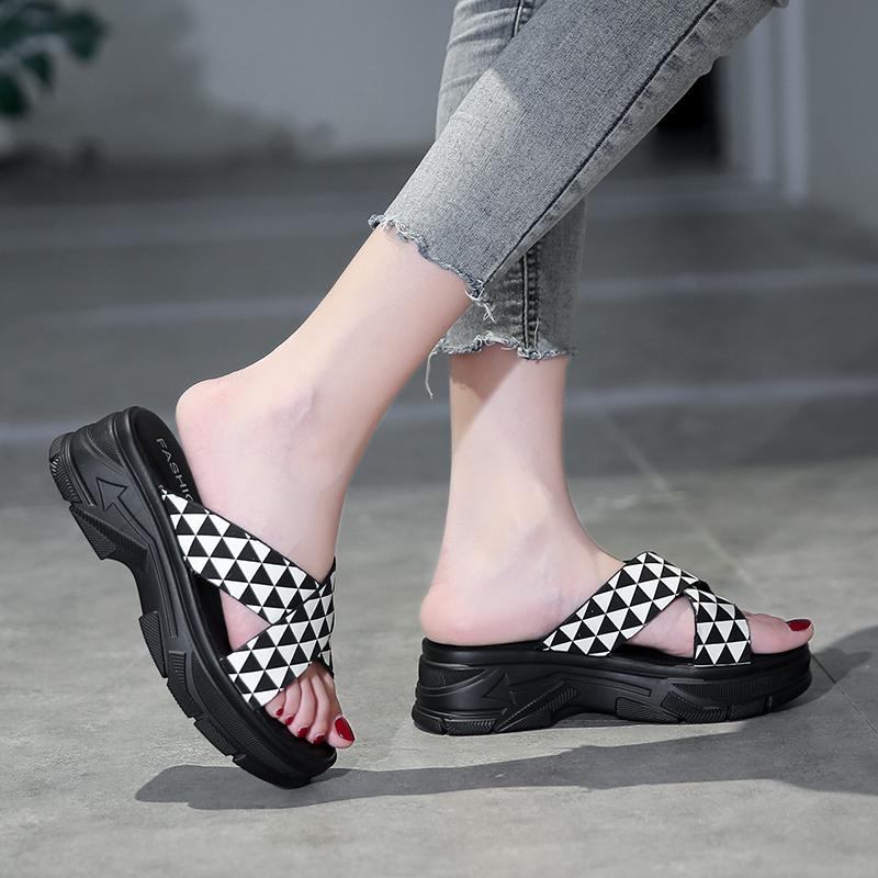 2024 Women's Slippers Summer New Fashion Women's Open-toed Slippers Square Soft Thick Bottom Casual Comfortable Beach Slippers