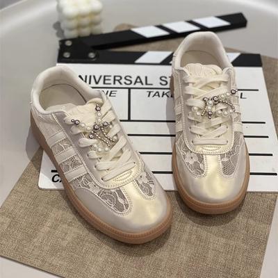 Autumn German Training Shoes Women's Mesh Flat Bottom Soft Sole Pearl Rhinestone Versatile New Board Shoes Comfortable, Breathable and Non-slip