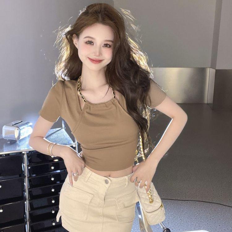 

Chic Slimming Halter Top: Unique Two-Piece Illusion, Short Sleeve, Summer Style for Women Medium білий