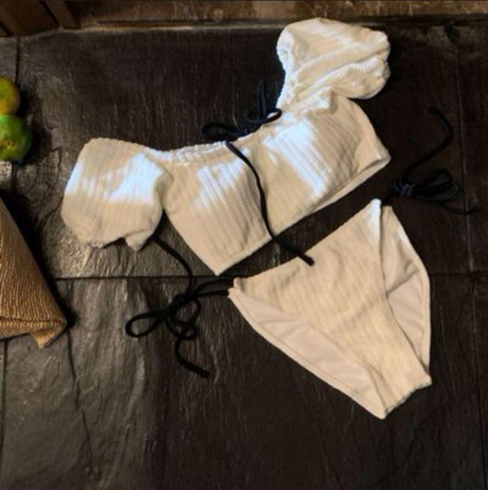 Women's Solid Color Off-Shoulder Ruffle Bikini - Sexy Korean Style for Vacations