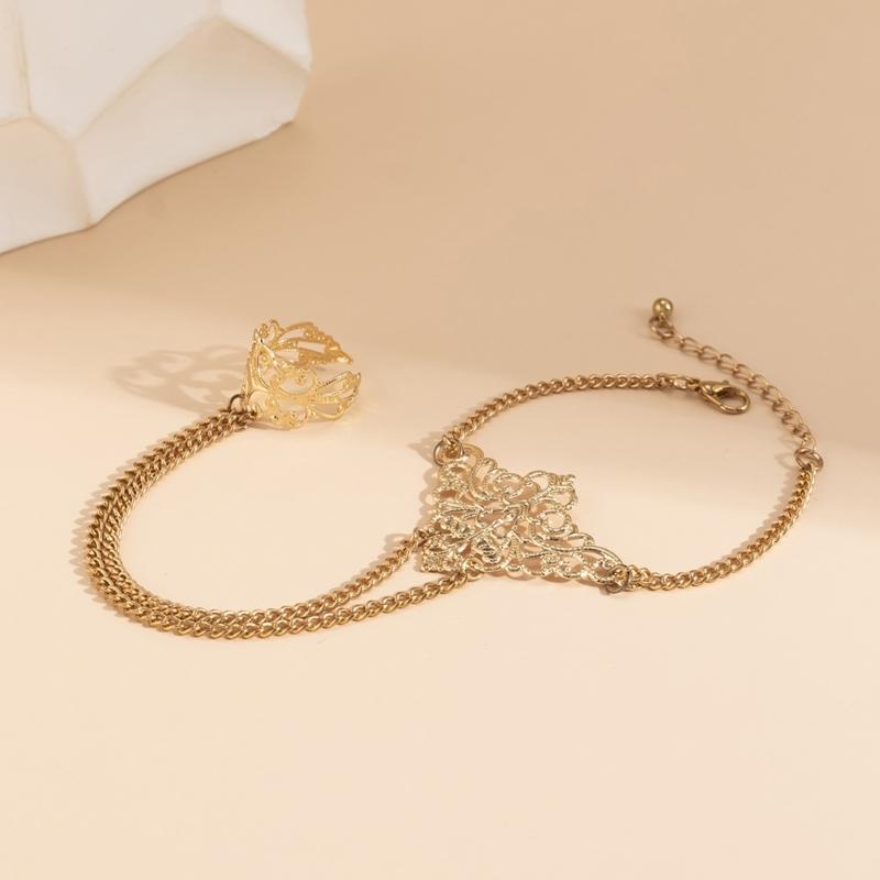 Punk Chain Link Wrist and Fingers Bracelets for Women Gothic Charm Hand Chains Jewelry Fashion Bracelets Accessories
