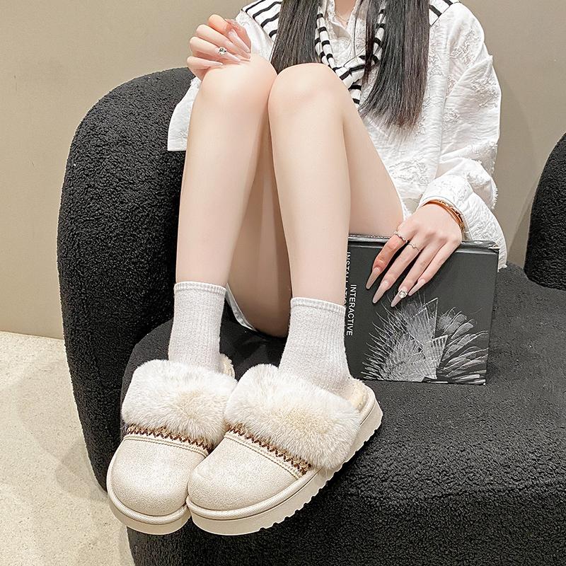 Fashion 2025 Winter Suede Comfort Thick Sole Flat Slippers Fashion New Round Head Warm Large Size Casual Slippers for Women
