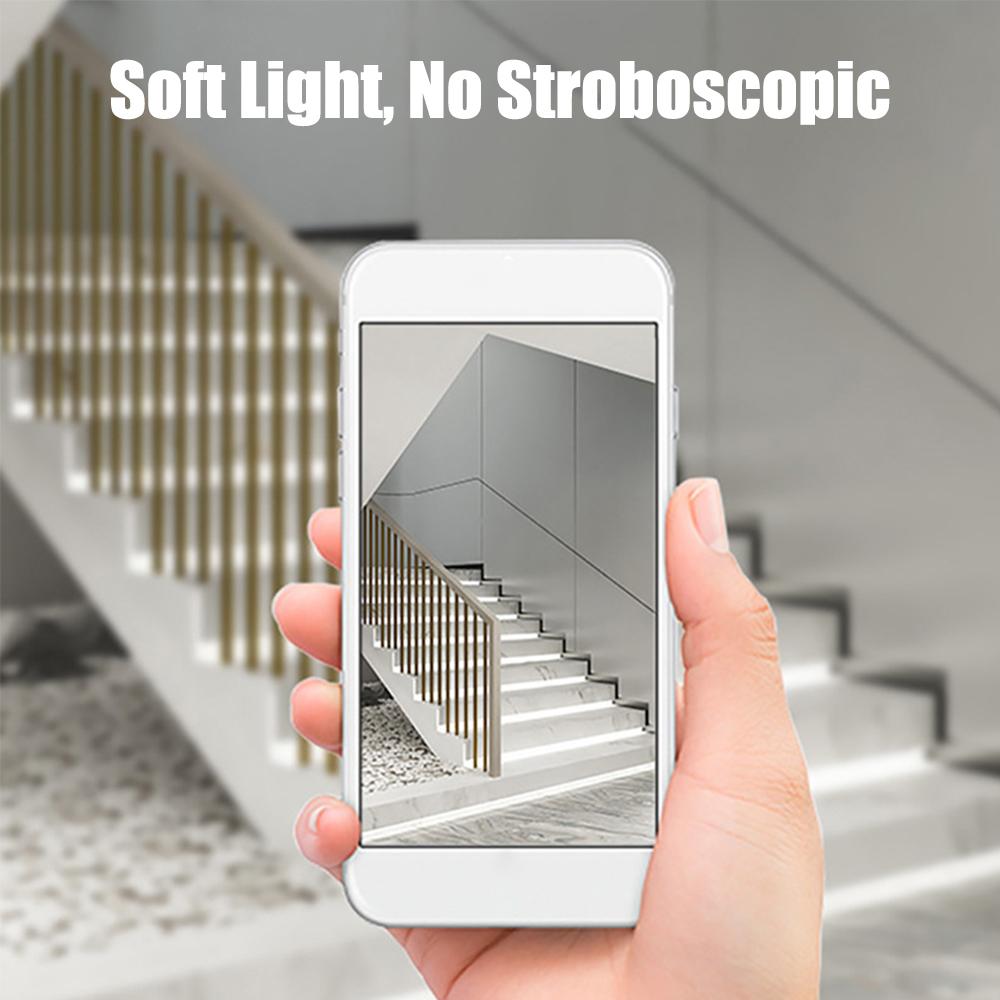 LED Bewegungssensor 32 Kanäle Einstellbare Helligkeit DC 12V 24V Treppenlicht-Controller-Kit für Treppen Flexibler Streifen