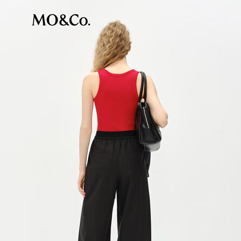 MO&Co. Débardeur sans coutures en mélange de soie à col en U
