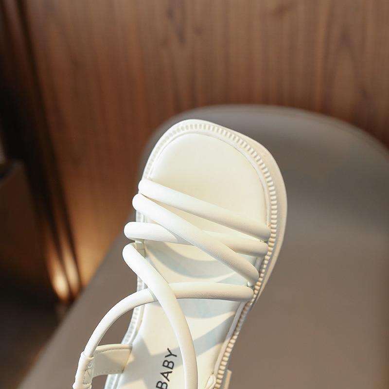 Neue Sommer Koreanischer Stil zum Hineinschlüpfen Offene Zehen Weiche Sohle Strand Sandalen für Mädchen