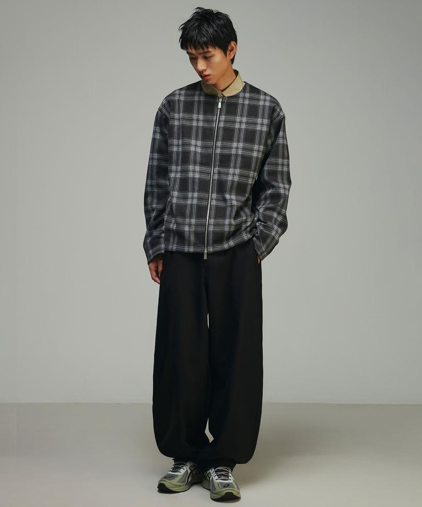 SIGNATURE Brushed Semi-Balloon Fit Slacks [Black]