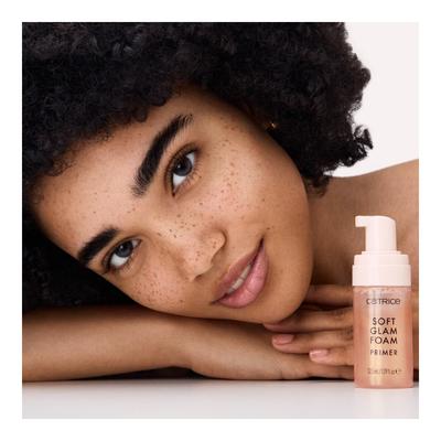 Soft Glam Mousse Foundation -