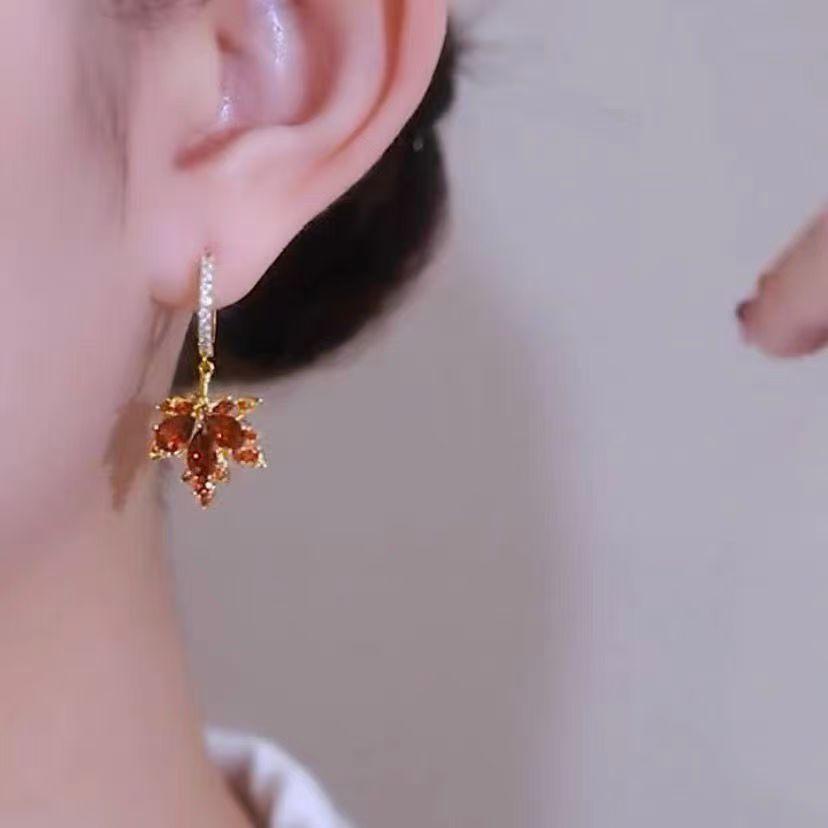 Red Maple Leaf 1011 New Year Earrings, Elegant Versatile for Autumn and Winter, Niche Design for Women, Ear Hooks, Ear Stitch Trendy Style