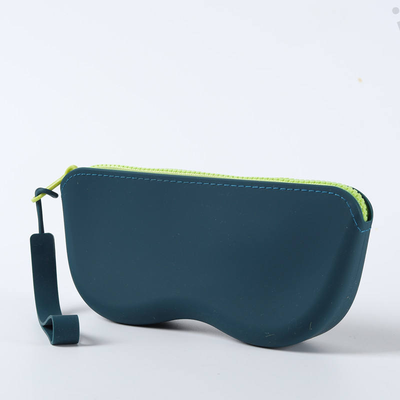 1pc Portable Silicone Glasses Case, Zipper Closure, Minimalist Eyeglass Pouch for Travel, Protective Glasses Case for Men Women