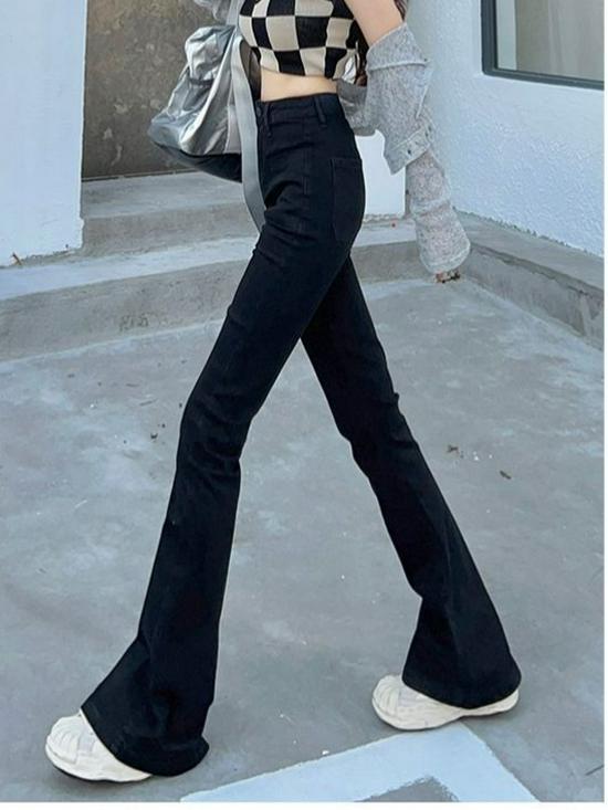 Women s High-Waisted Black Micro-Flare Jeans - Spring/Autumn 2026 Collection M