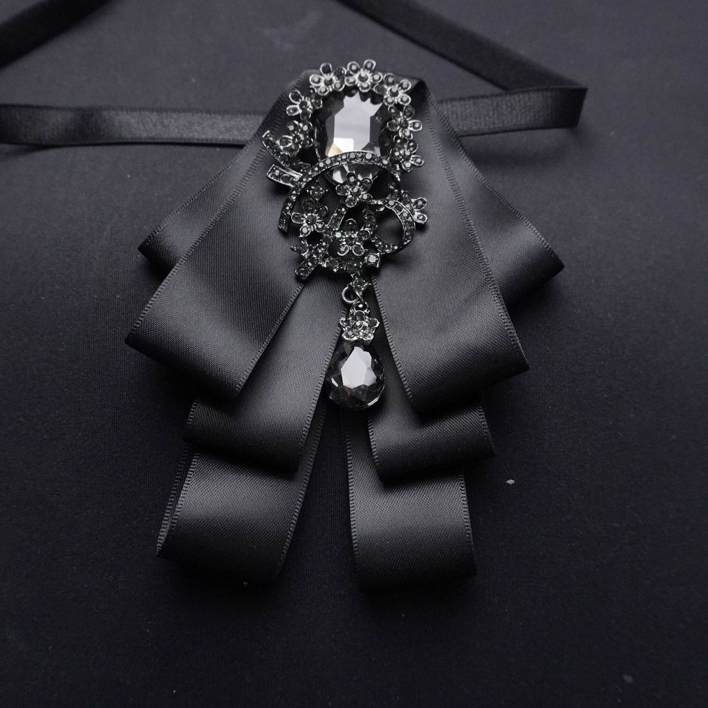 Gentleman Fashion Classic Bow Tie With Silk Material For Formal Occasions And Wedding Grooms