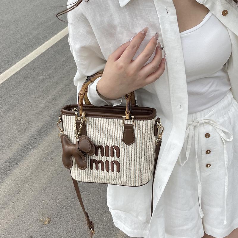 

2025 Influencer Style Women s Woven Crossbody Bucket Handbag for Summer Seaside Vacations Without Pendant