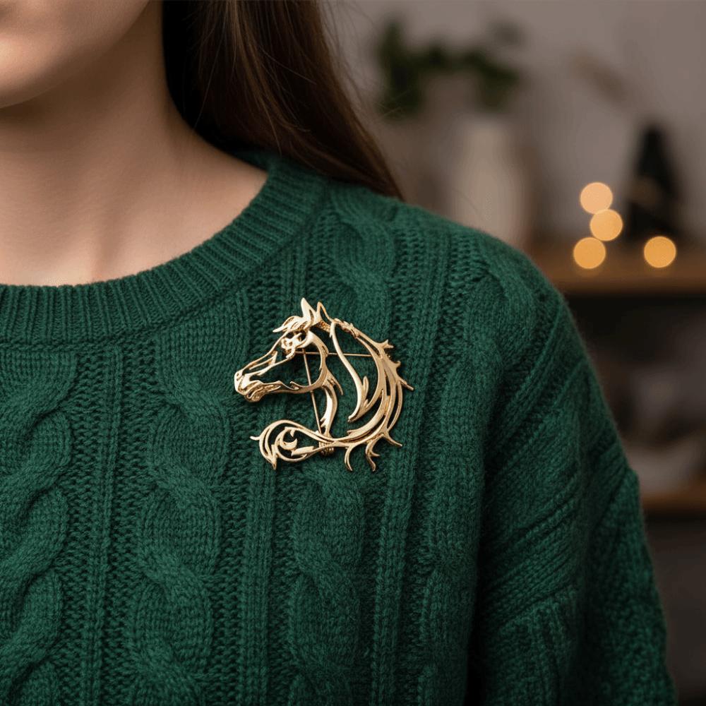 Zinc Zinc Alloy Hollow Horse Brooch Simple New Year Chest Flower Creative Zodiac Horse Pin  Coat