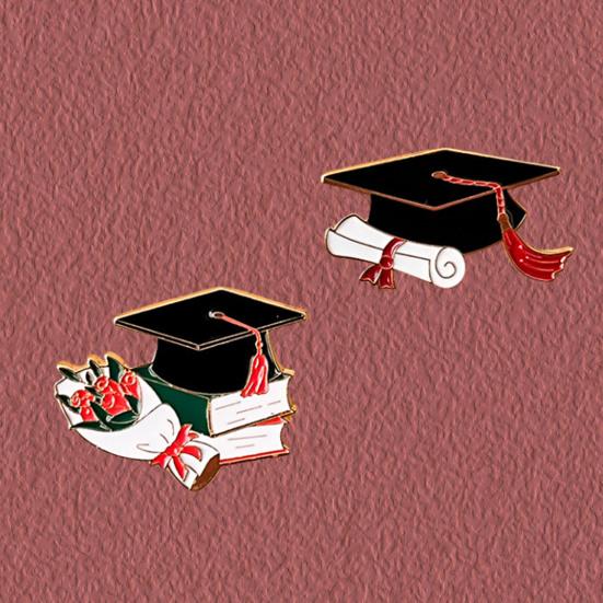Graduation Brooch Bachelor Hat Shape Graduation Photos Pin Finishing Touch Suit Lapel Badge Graduation Season Accessory