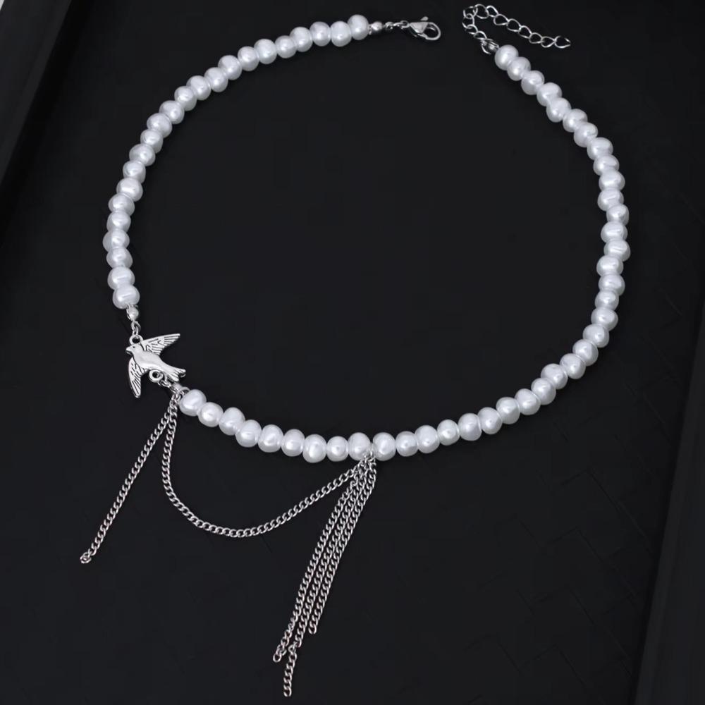 

Alien Pendant Necklace Swallows Clavicle Necklace Fashion Women s Necklace Girls срібний