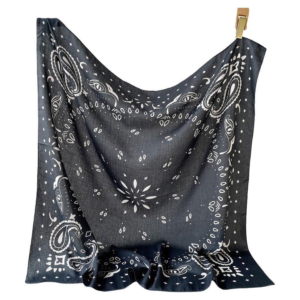 Korean Style Cashew Nut Print Silk Scarf Breathable Small Scarves Simple Square Handkerchief  Beach серый