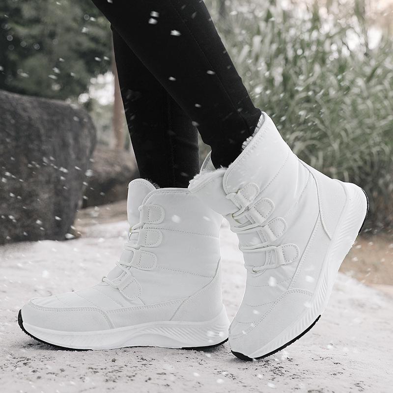 High-Top Snow Boots with Thick Soles and Lace-Up Design - Plus Velvet Insulation for Extra Warmth In Winter.
