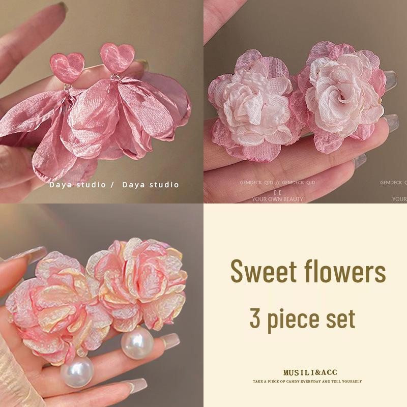 

2025 Новые Стильные Клипсы-Серьги с Цветами для Женщин - Летний Нишевый Дизайн, Высококлассные Украшения для Ушей без Прокола