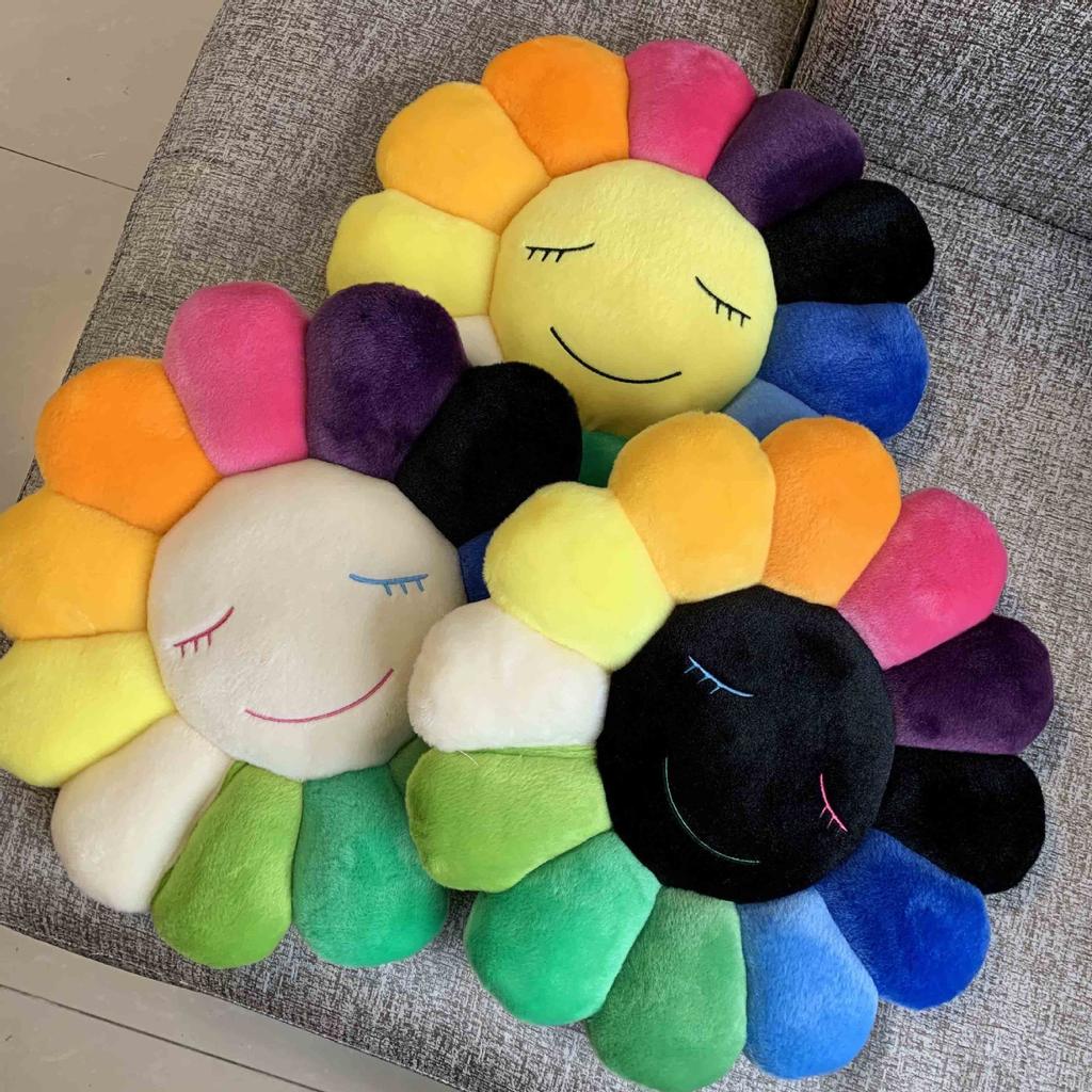 Bright And Colorful 40cm Takashi Murakami Rainbow Flower Pillow Plush For Kids