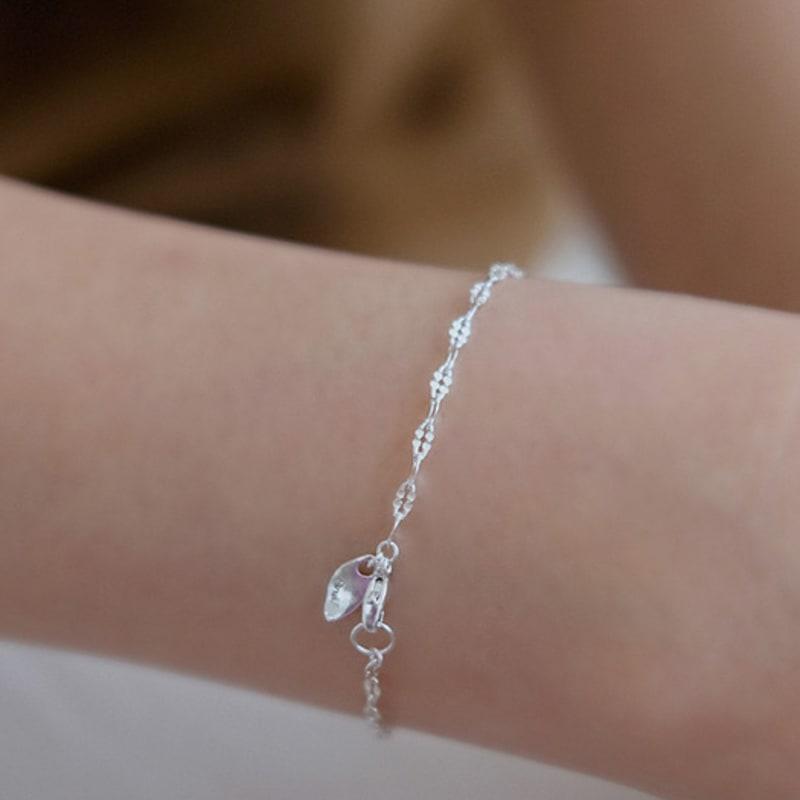 Pinaf Leaf Chain Bracelet