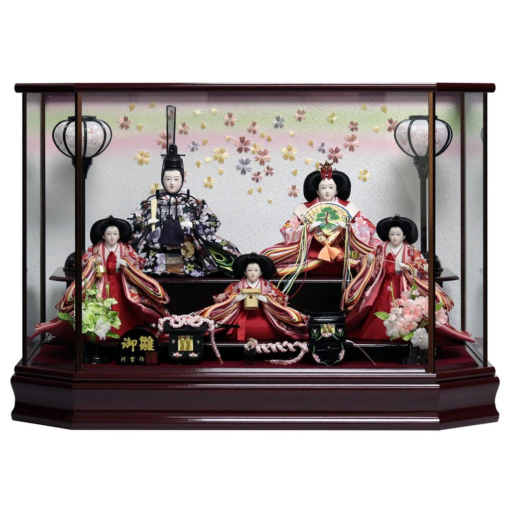 Panenka Kodomoya Hlavní obchod Dekorace na pouzdro pro panenku Hina Dekorace na pouzdro pro panenku Hina pro pět osob Šířka 58 x Hloubka 36 x Výška 40,5 cm S-2807Z