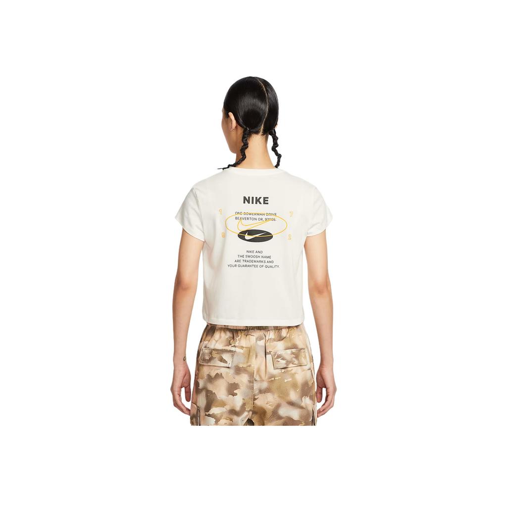 Nike Sportswear Logo Soft Short Sleeve Regular T-Shirt Women Tops IH8507133