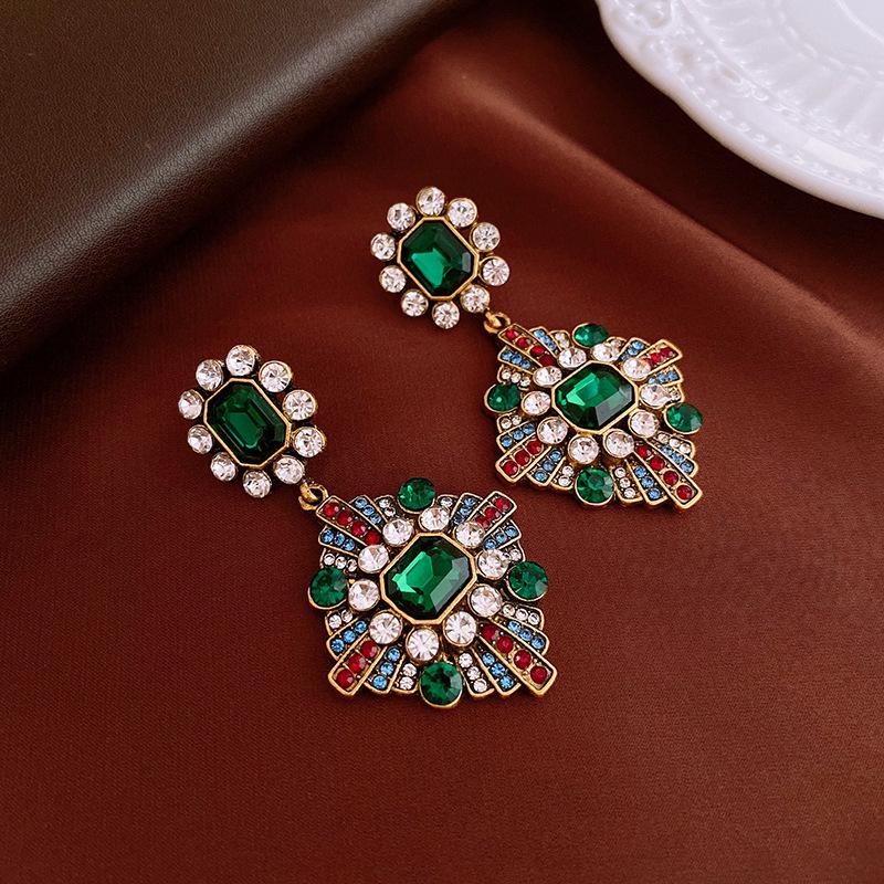 Vintage Rhombus Floral Drop Earrings - Retro Light Luxury, High-End Niche Court Style